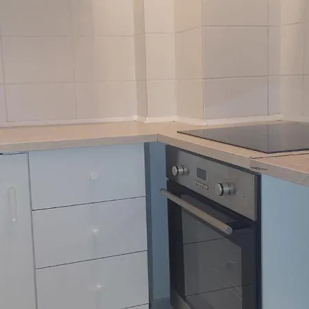 Ap 21 Edgar Quinet- Piata Universitatii アパート